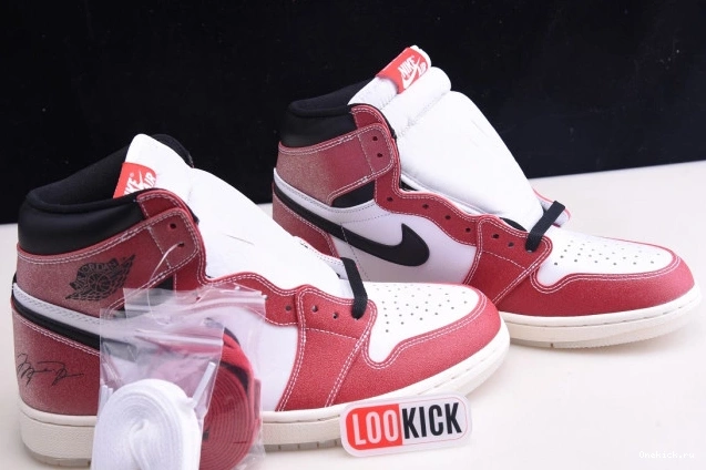 One Kick 1 TROPHY HIGH AIR OG ROOM DA2728-100 JORDAN X 0724
